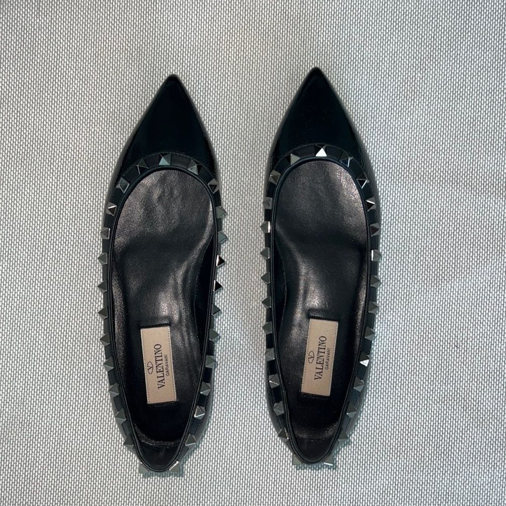 New VALENTINO flats